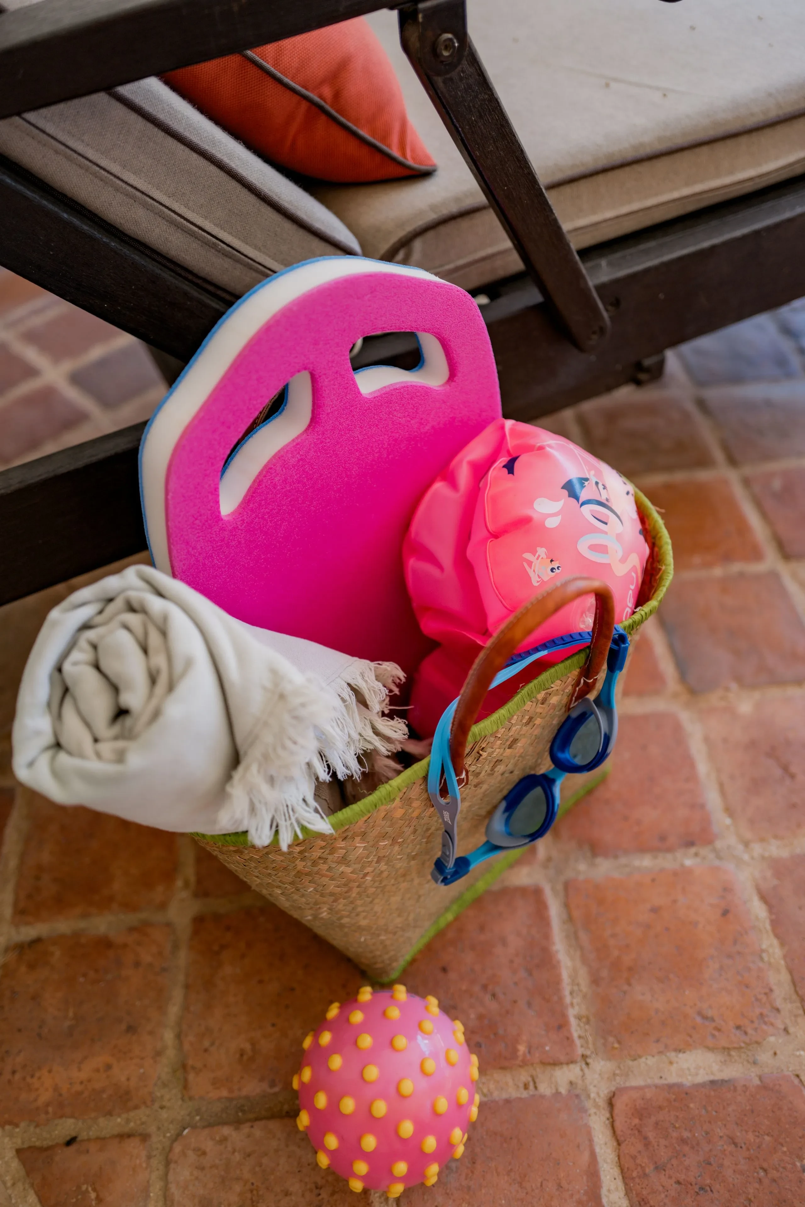 children pool set page for the kids block don't pack it - Holidays in South of France – Country Kids