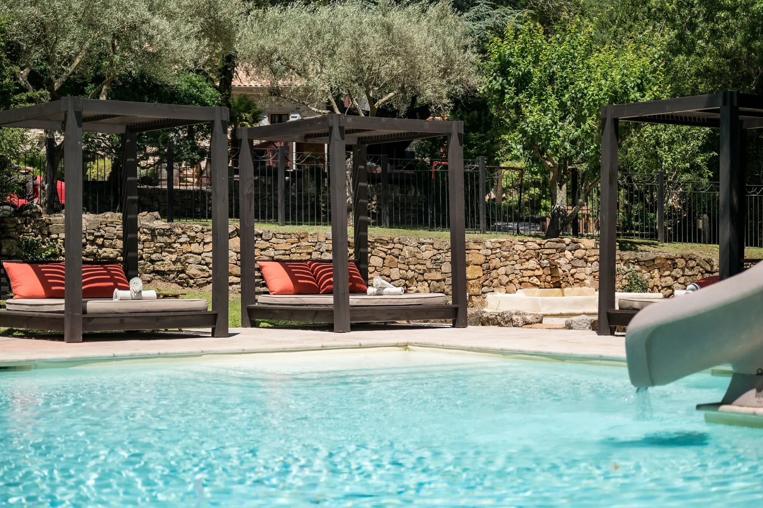 country kids main pool2 - the farm house - resort montpellier