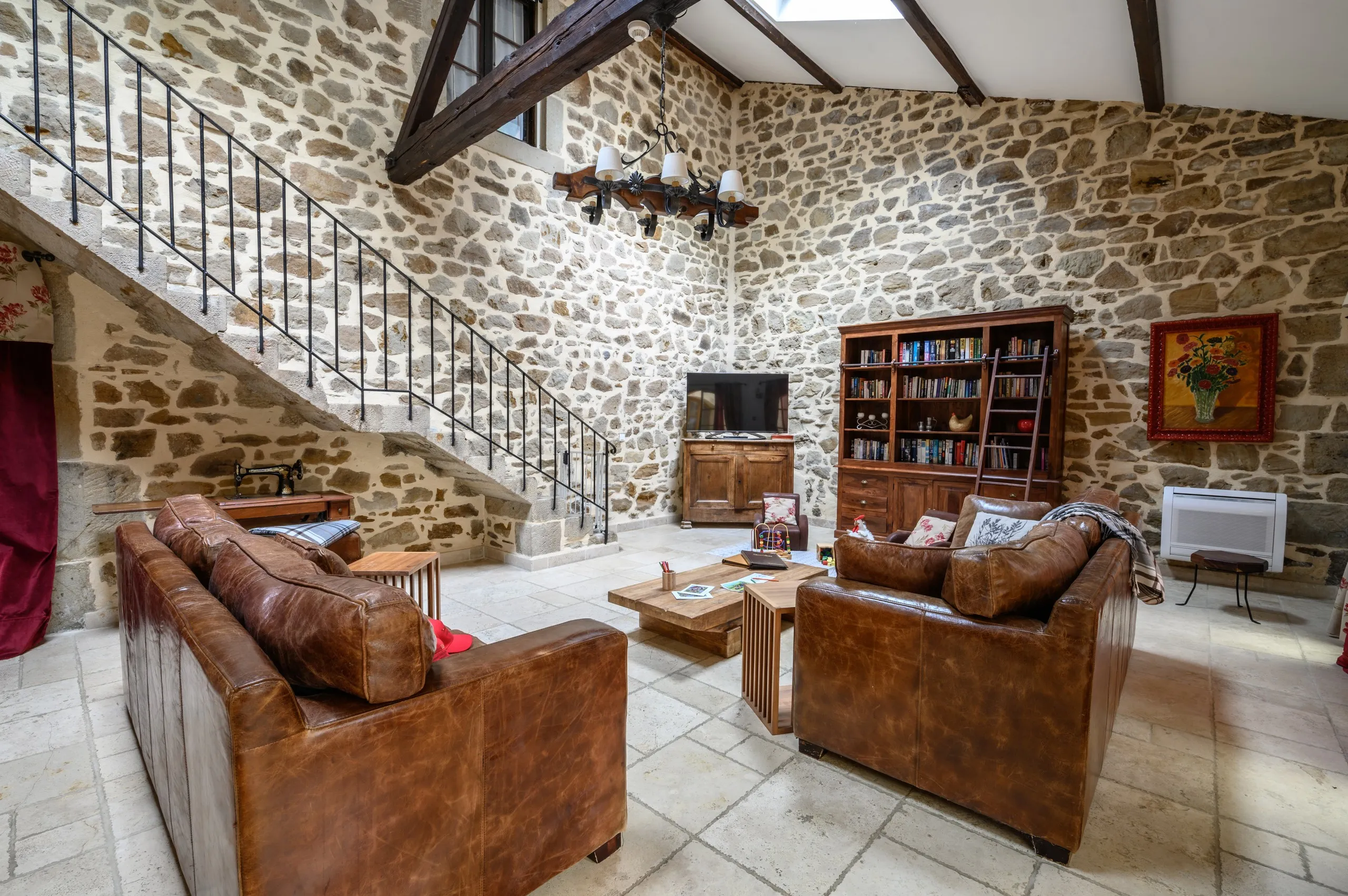 farm house living room - the farm house - resort montpellier