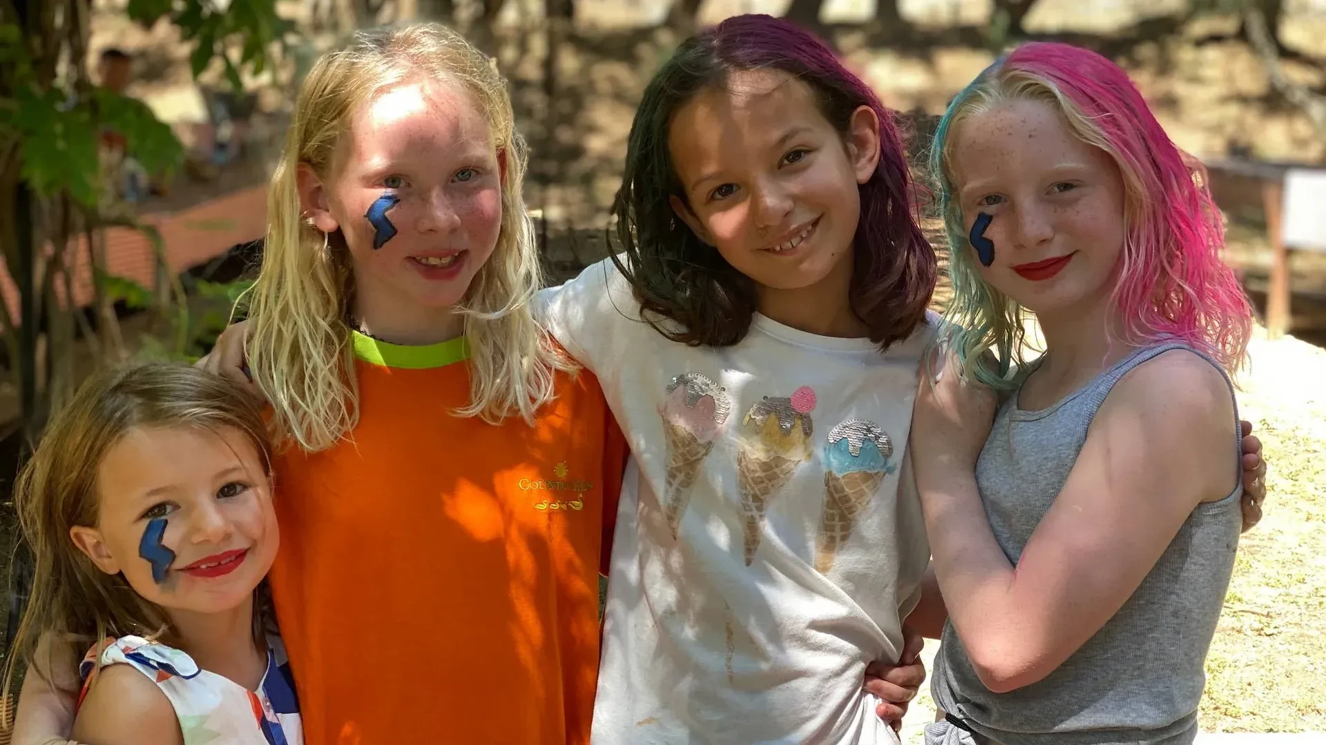 laure sylvain neveu slider kids clubs girls