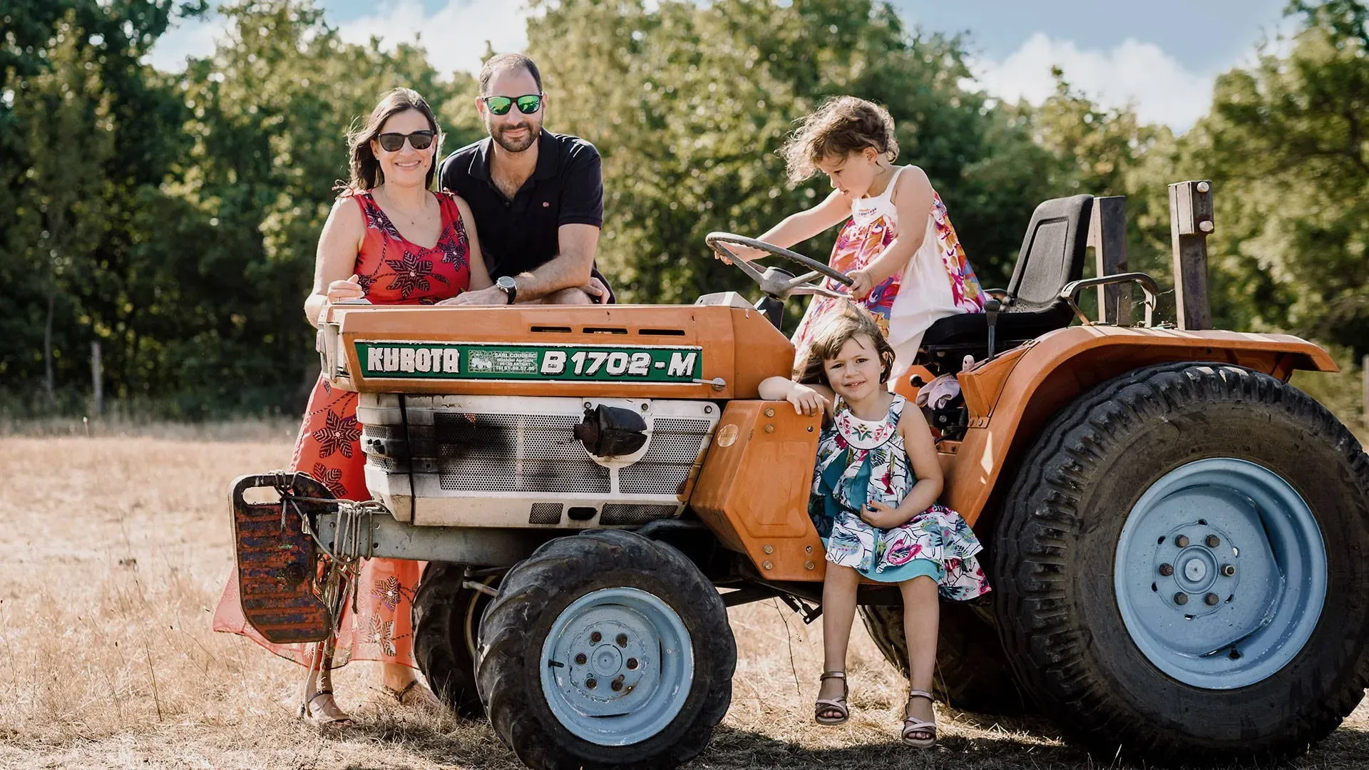 laure sylvain neveu your host tractor