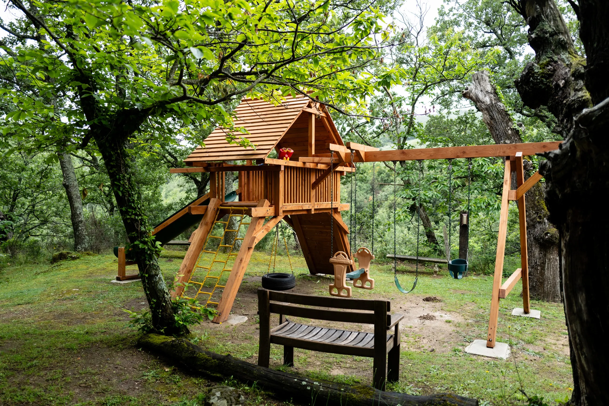 playground - for-the-kids-child-friendly-holidays-in-south-of-france